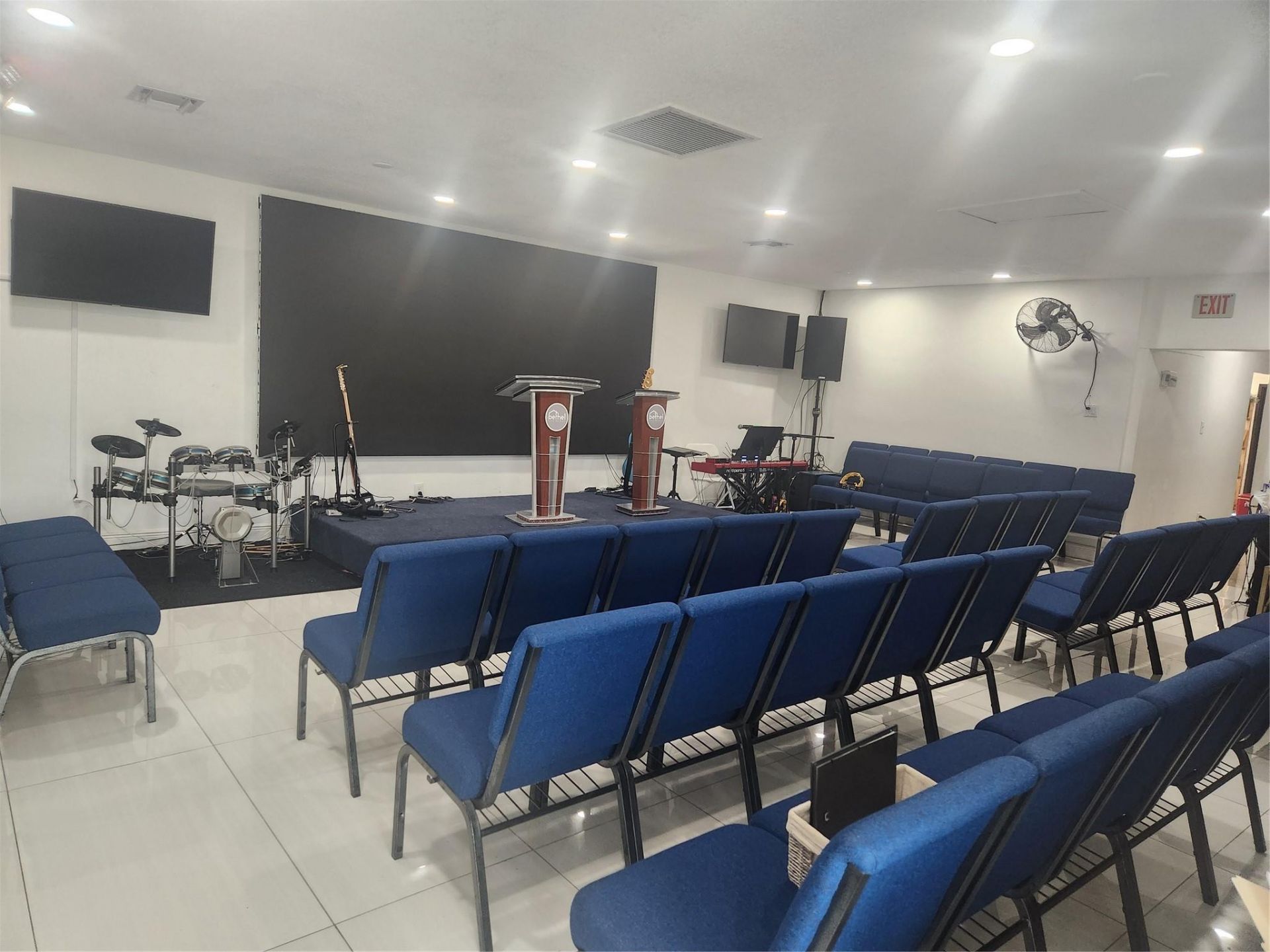 1000 Foster Road, Hallandale Beach, FL 33009 Photo