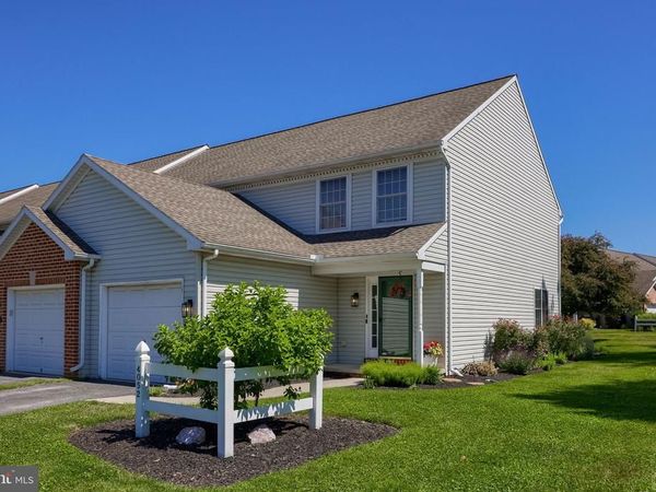 4052 PARKSIDE COURT, MOUNT JOY, PA 17552