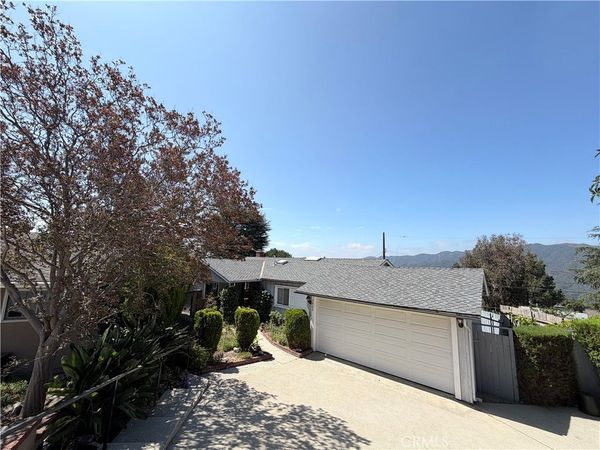 3402 Henrietta, La Crescenta, CA 91214