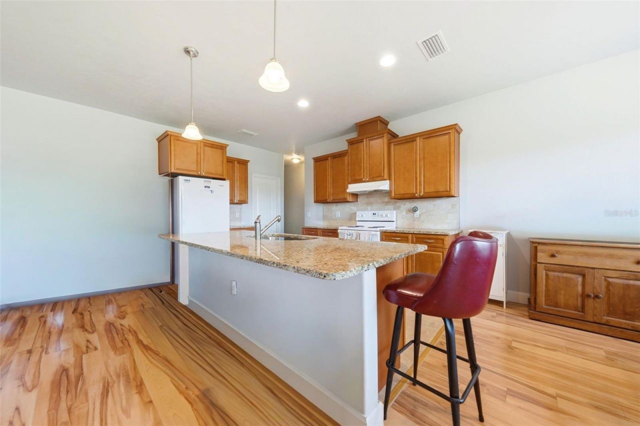 23051 NW 4th Place , Newberry, FL 32669 Photo