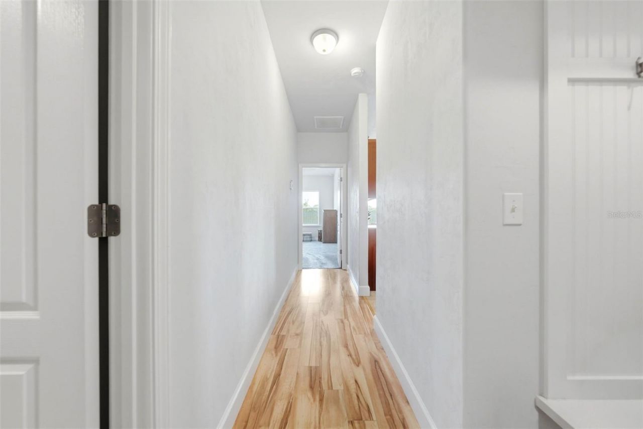 23051 NW 4th Place , Newberry, FL 32669 Photo