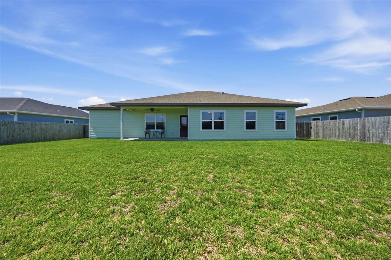23051 NW 4th Place , Newberry, FL 32669 Photo