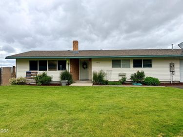 10112 Wright Avenue, Klamath Falls, OR 97603