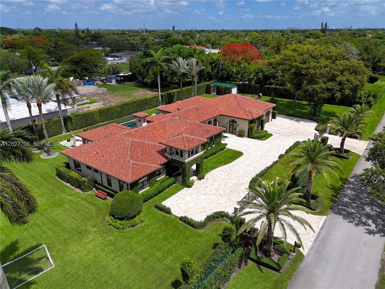 6500 SW 99th Ave , Miami, FL 33173 Photo