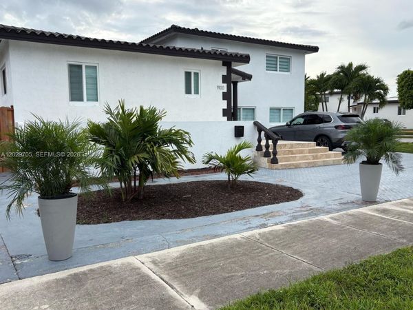 1900 SW 83rd Ave , Miami, FL 33155