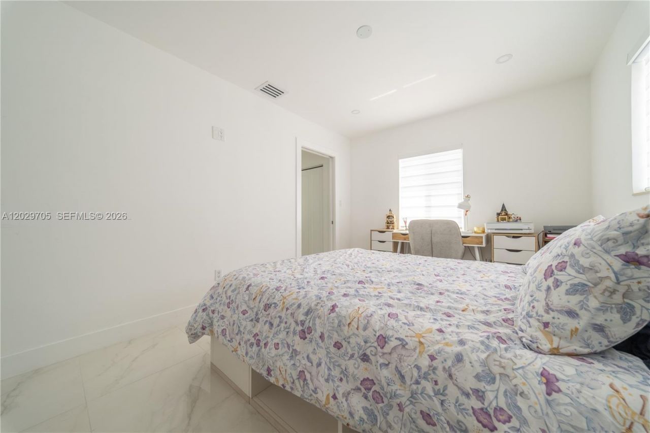 1900 SW 83rd Ave , Miami, FL 33155 Photo