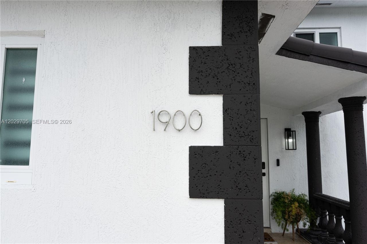 1900 SW 83rd Ave , Miami, FL 33155 Photo