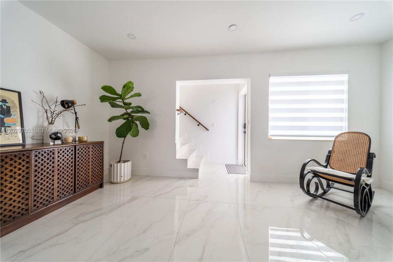 1900 SW 83rd Ave , Miami, FL 33155 Photo