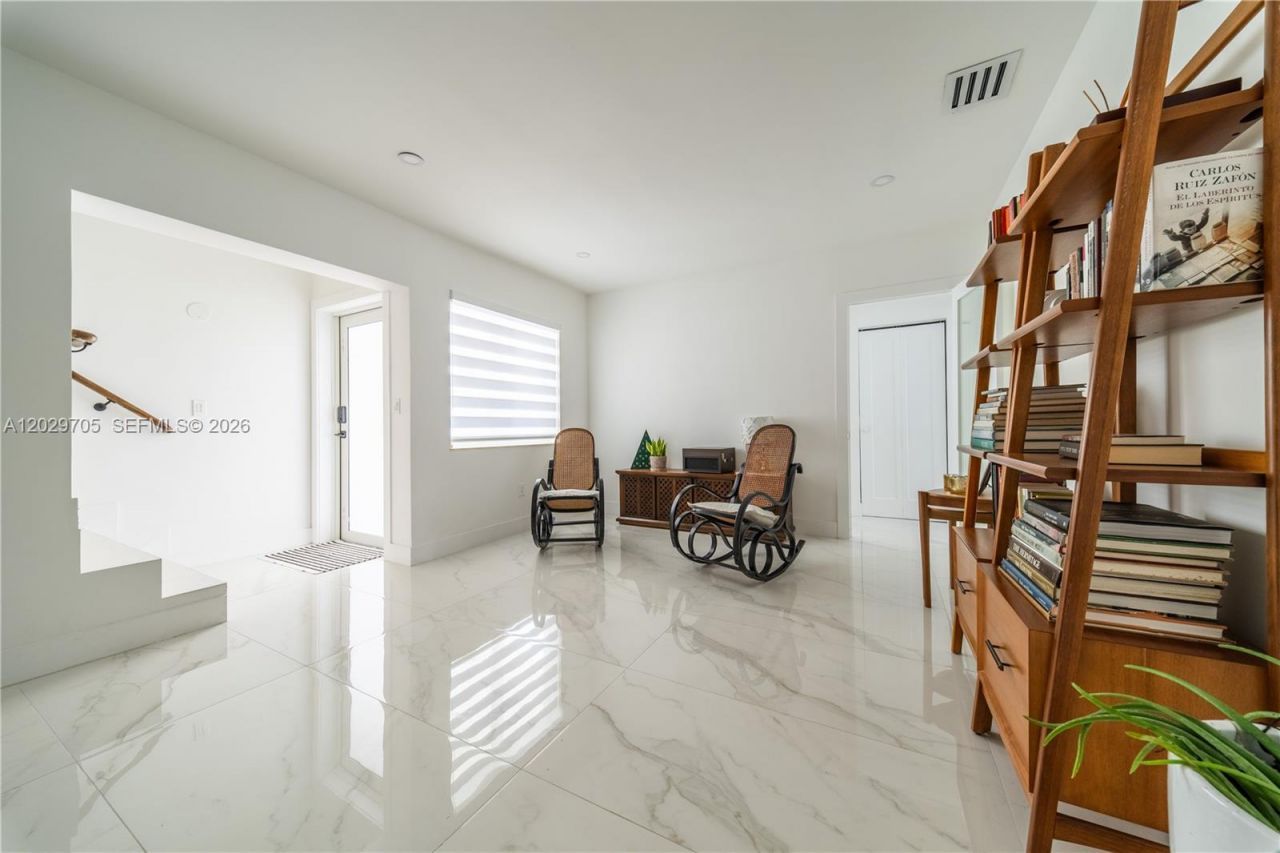 1900 SW 83rd Ave , Miami, FL 33155 Photo