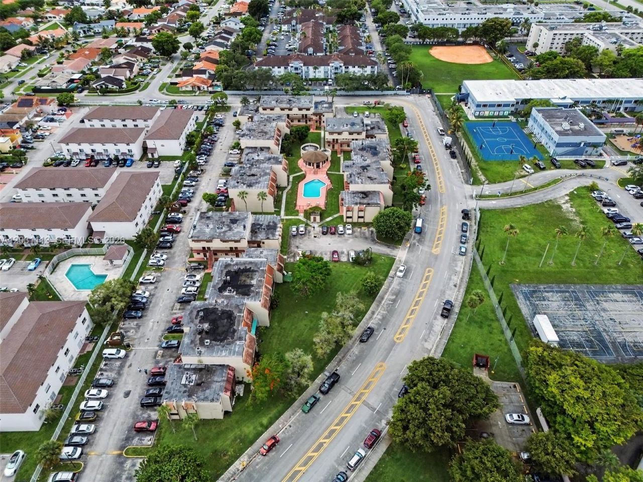 1001 SW 105 Ave , Unit 113, Miami, FL 33174 Photo