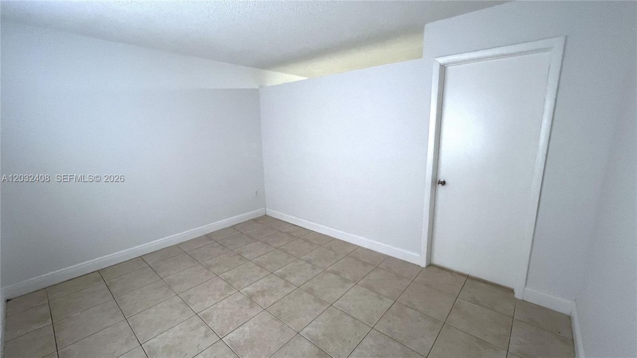 505 NW 177th St , Unit 121, Miami Gardens, FL 33169 Photo