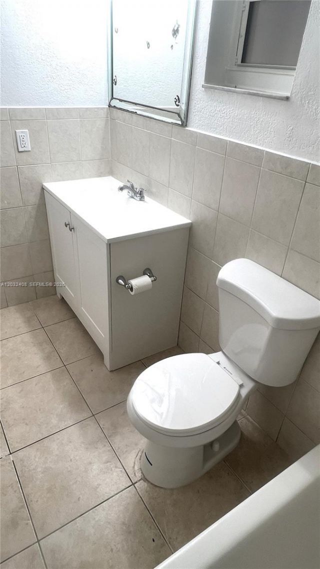505 NW 177th St , Unit 121, Miami Gardens, FL 33169 Photo