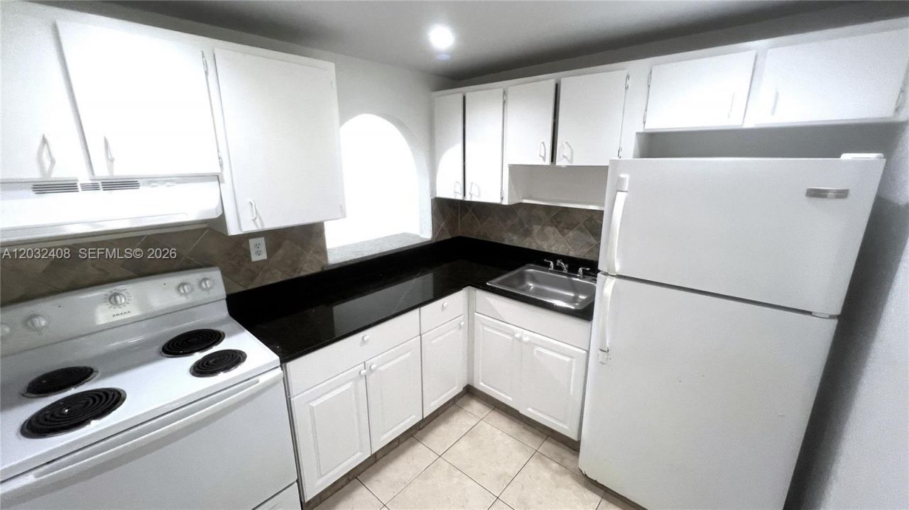 505 NW 177th St , Unit 121, Miami Gardens, FL 33169 Photo