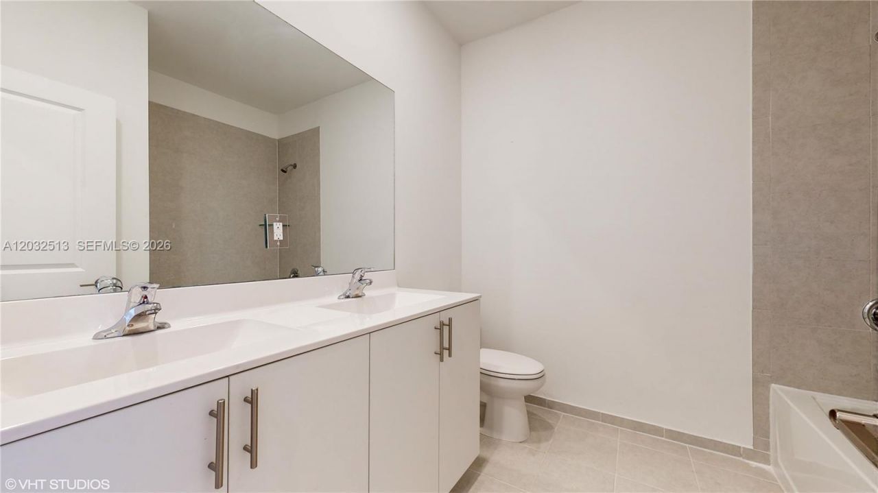 10004 SW 231 Ln , Miami, FL 33190 Photo