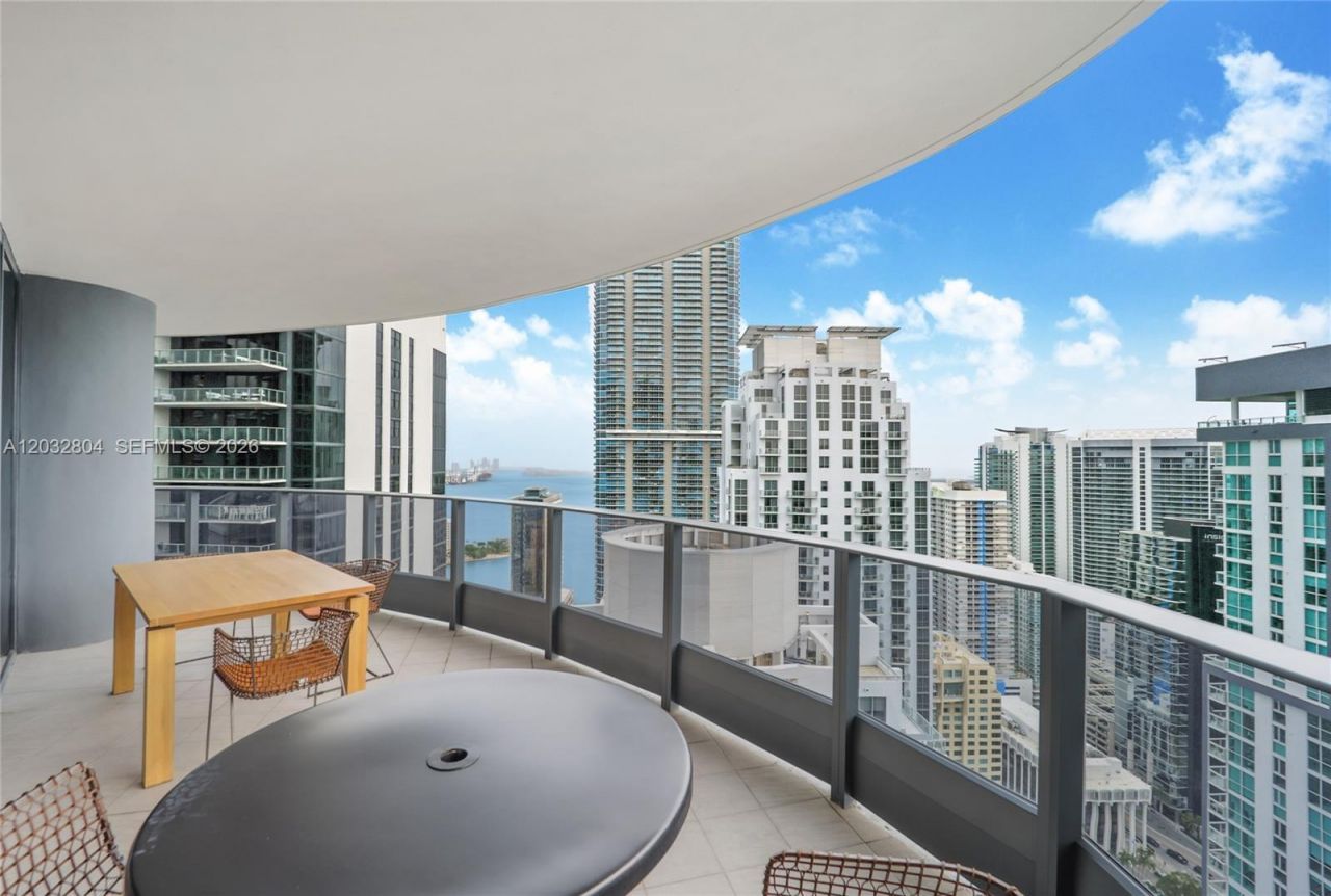 1000 Brickell Plz , Unit 4401, Miami, FL 33131 Photo