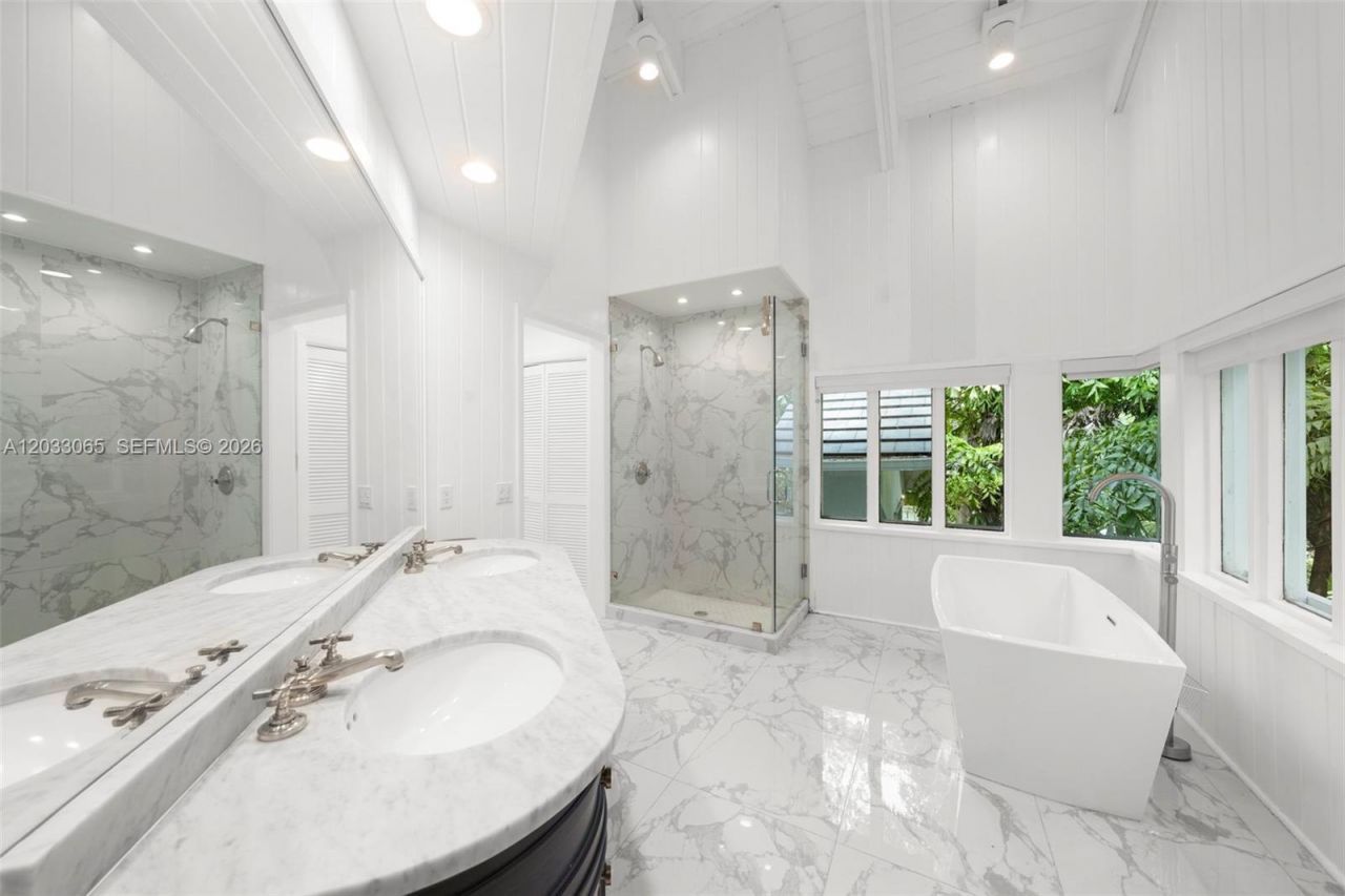 5600 Oakwood Ln , Coral Gables, FL 33156 Photo