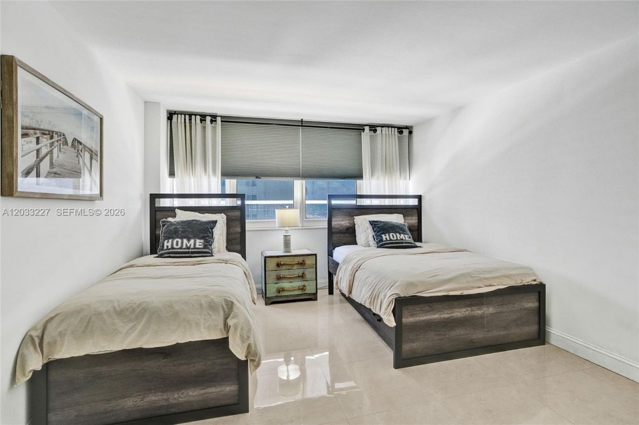 2030 S Ocean Dr , Unit 821, Hallandale Beach, FL 33009 Photo