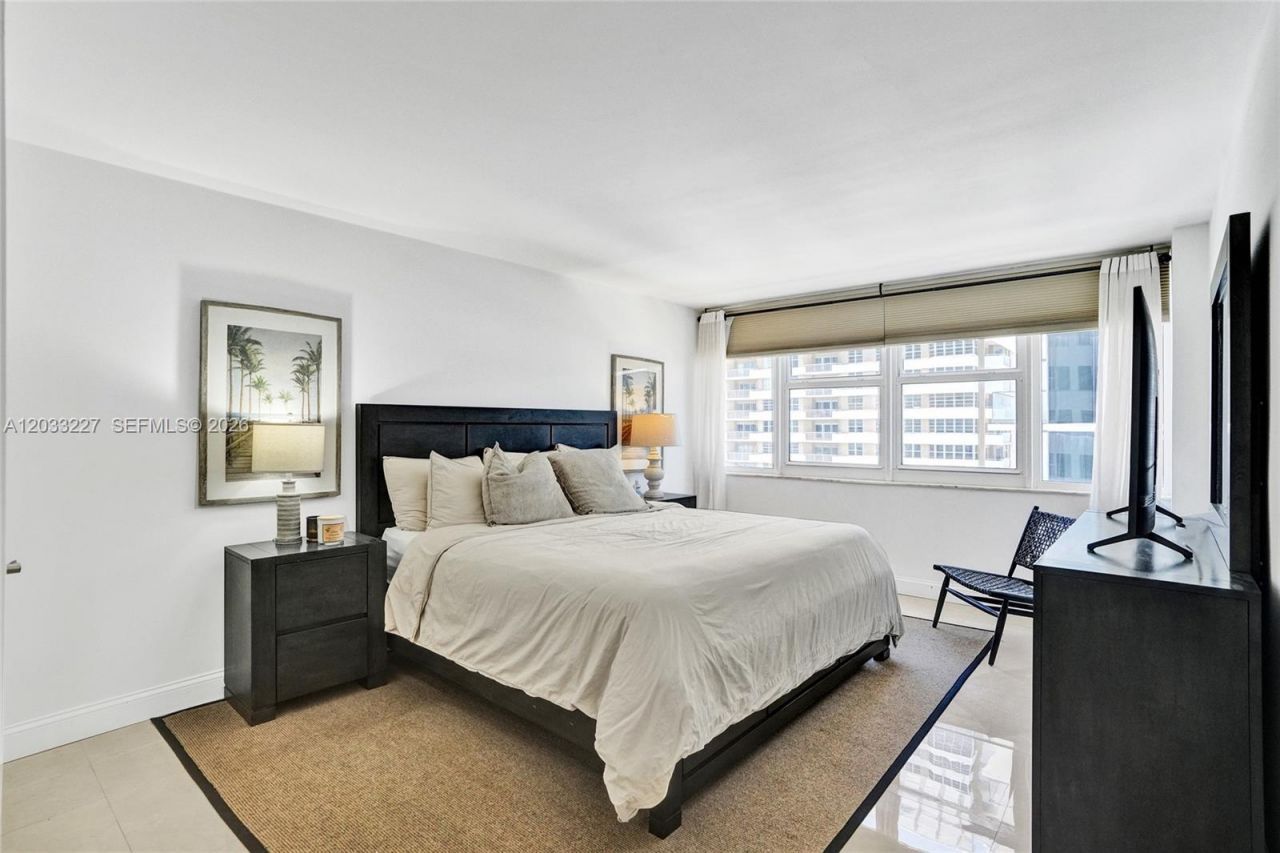 2030 S Ocean Dr , Unit 821, Hallandale Beach, FL 33009 Photo