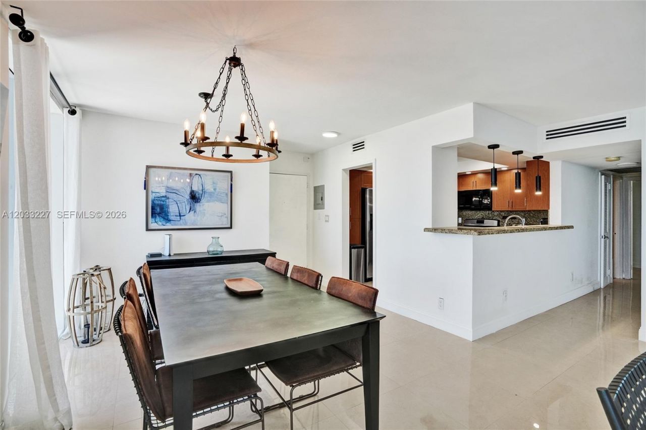 2030 S Ocean Dr , Unit 821, Hallandale Beach, FL 33009 Photo