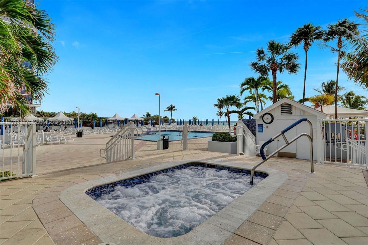 2030 S Ocean Dr , Unit 821, Hallandale Beach, FL 33009 Photo