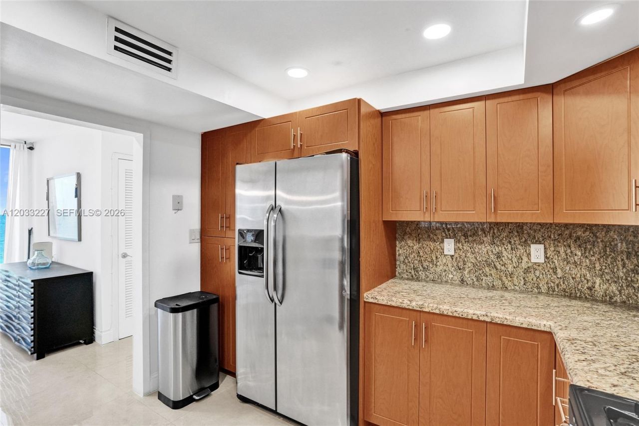 2030 S Ocean Dr , Unit 821, Hallandale Beach, FL 33009 Photo