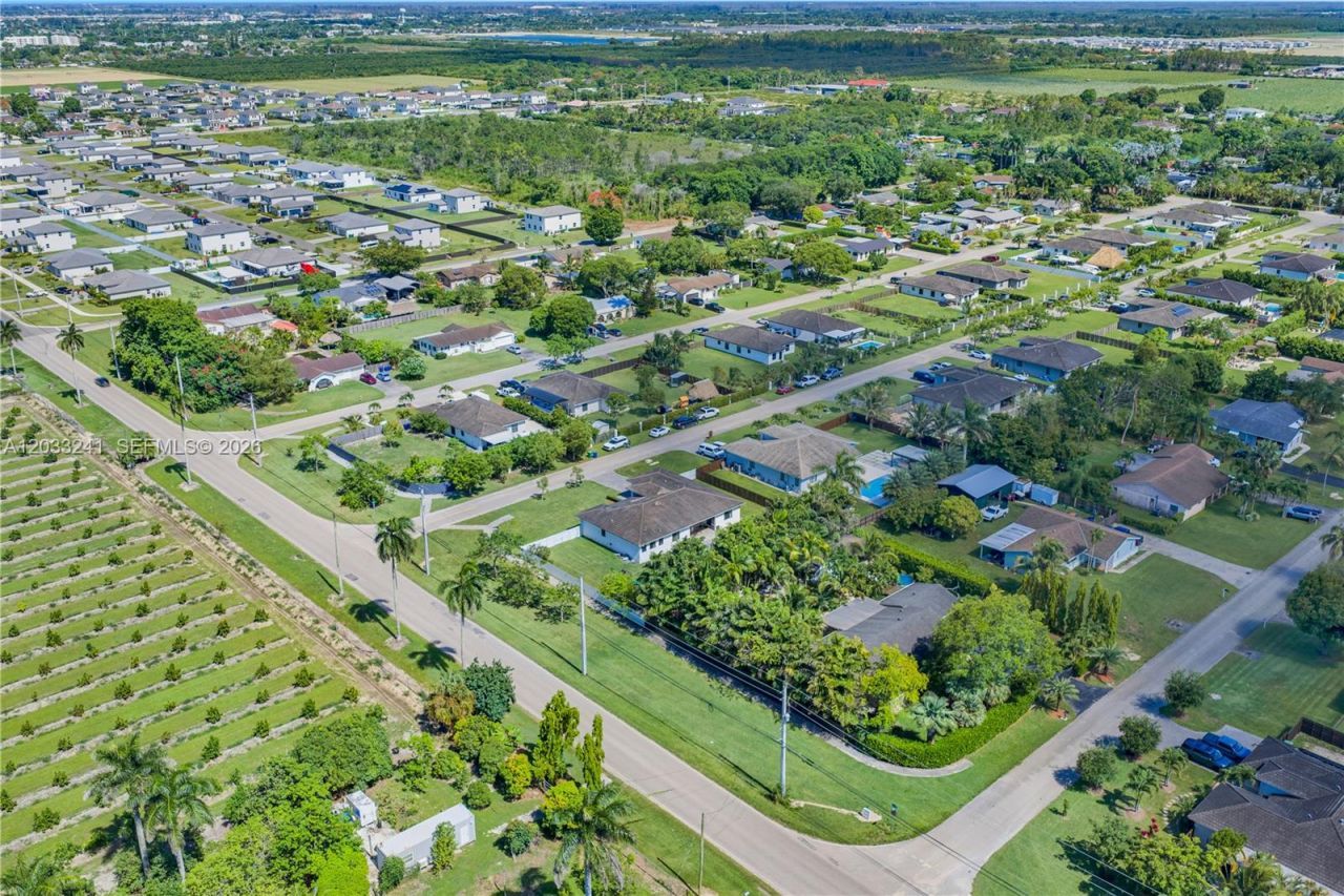 32008 SW 199th Pl , Homestead, FL 33030 Photo