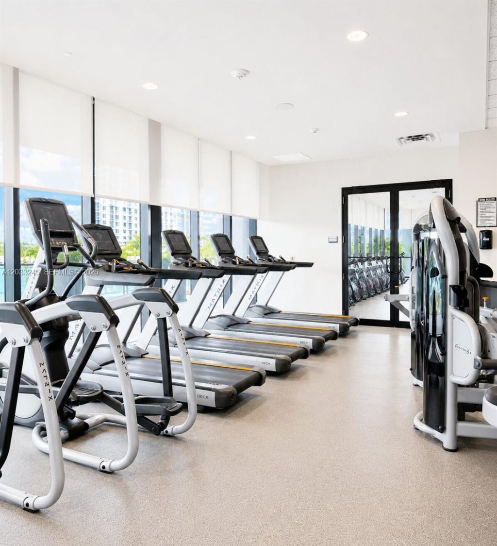 5300 Paseo Blvd , Unit 1701, Doral, FL 33166 Photo
