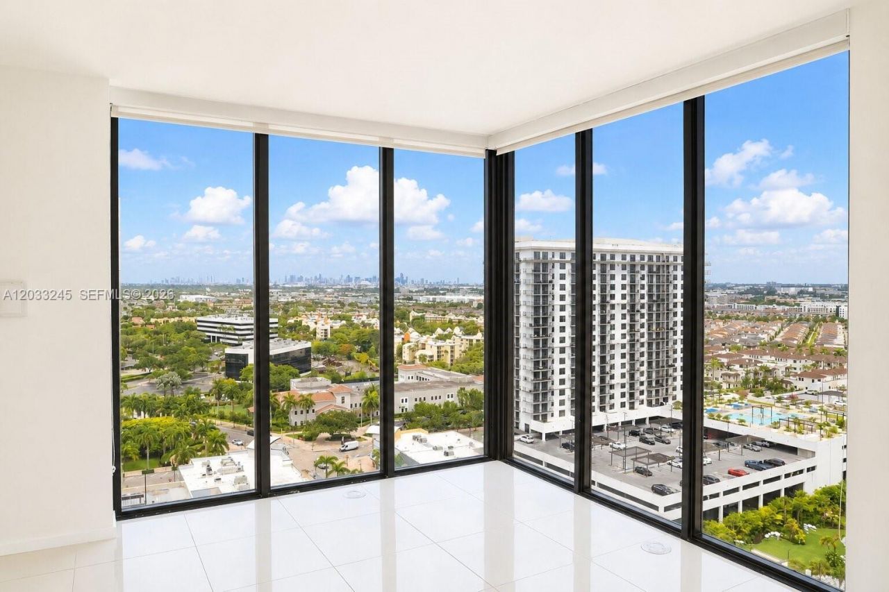 5300 Paseo Blvd , Unit 1701, Doral, FL 33166 Photo