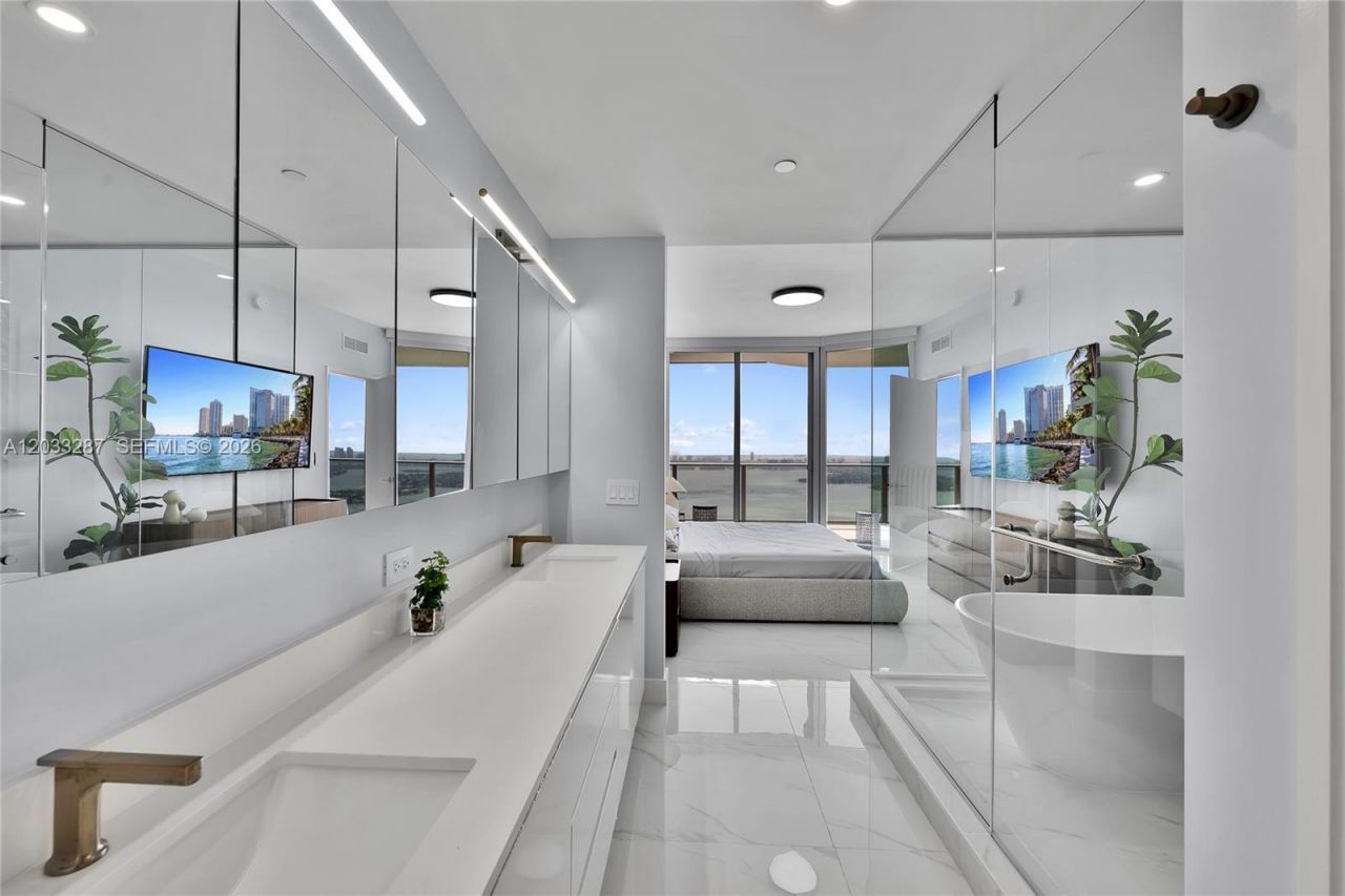 700 NE 24th St , Unit 5306, Miami, FL 33137 Photo