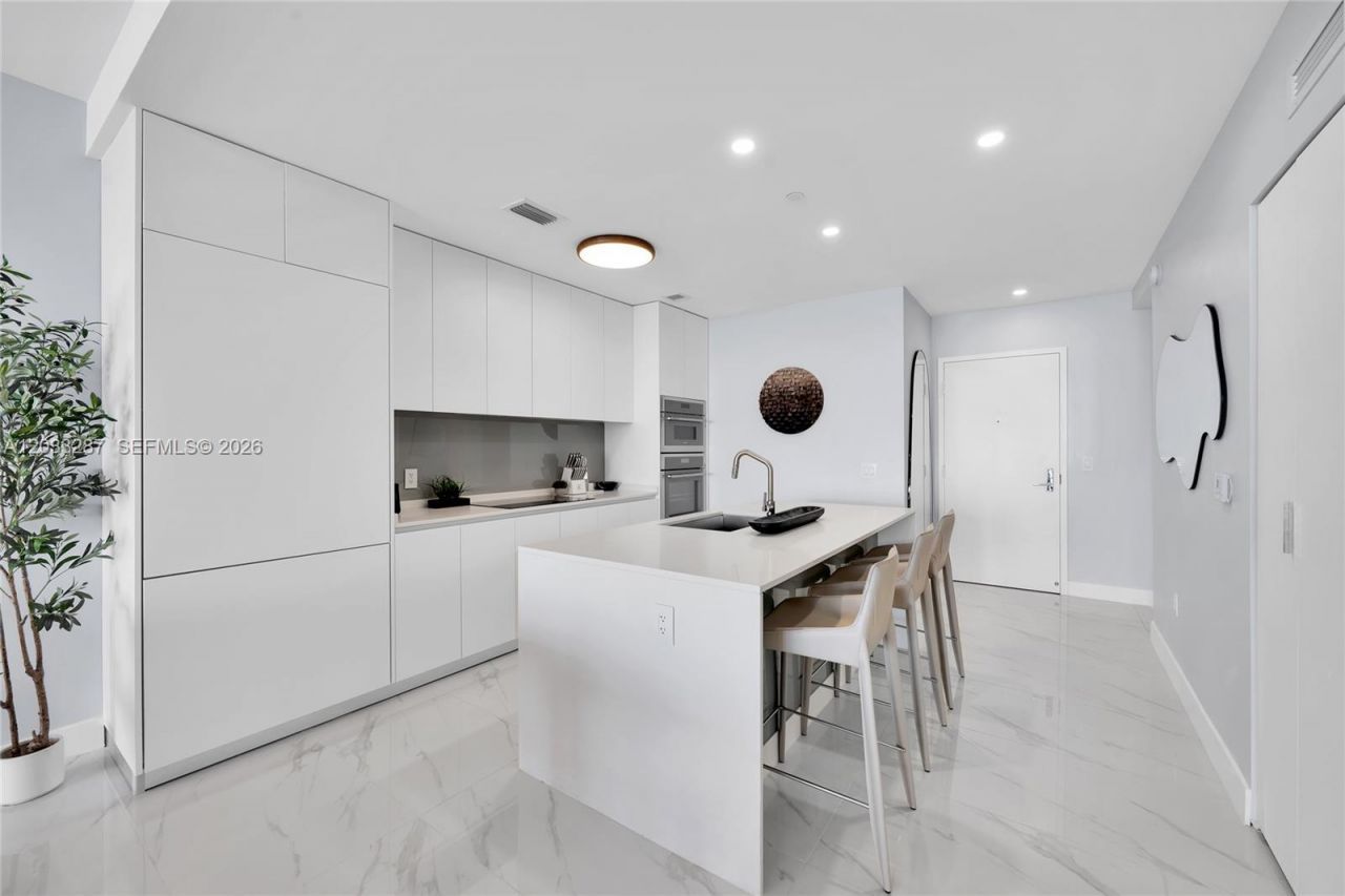 700 NE 24th St , Unit 5306, Miami, FL 33137 Photo