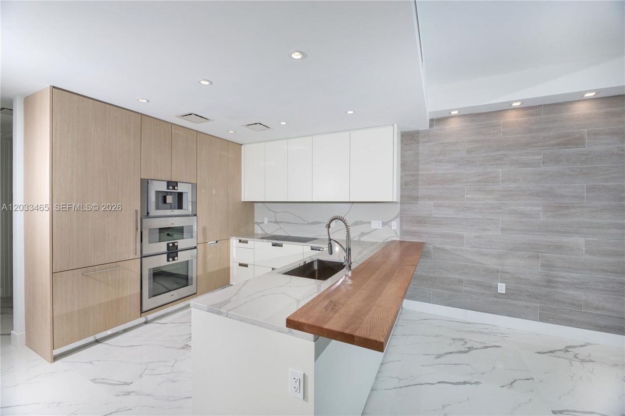 15701 E Collins , Unit 1403, Sunny Isles Beach, FL 33160 Photo