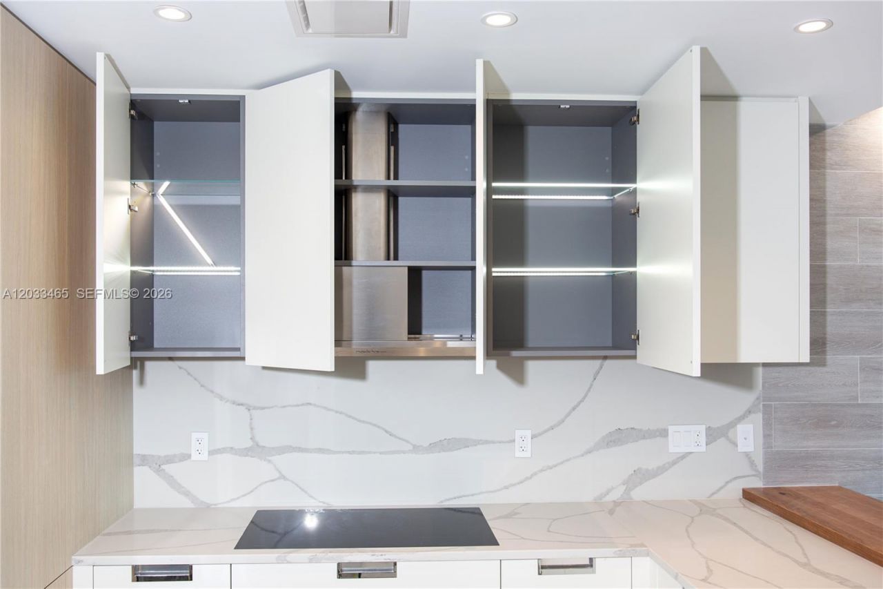 15701 E Collins , Unit 1403, Sunny Isles Beach, FL 33160 Photo