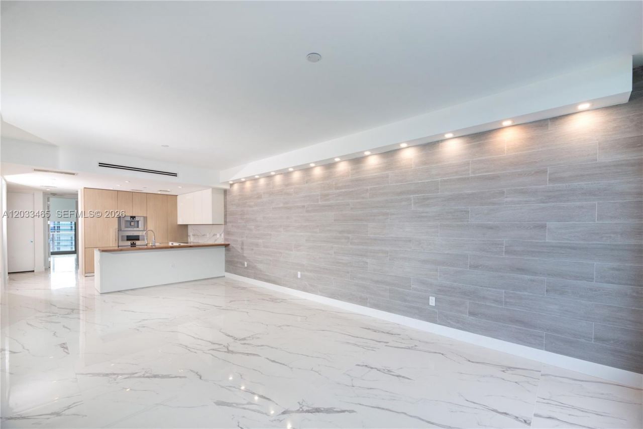 15701 E Collins , Unit 1403, Sunny Isles Beach, FL 33160 Photo