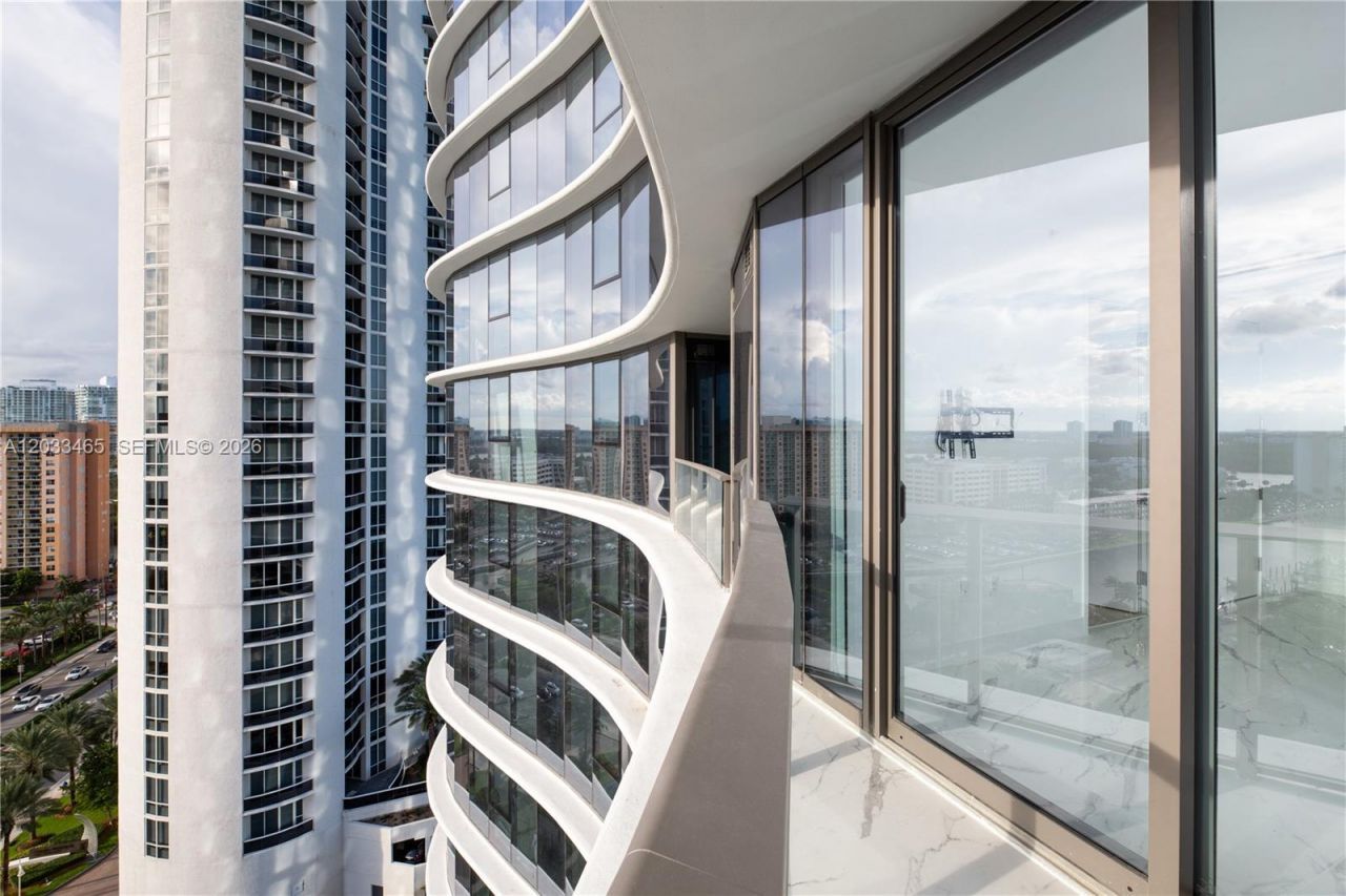 15701 E Collins , Unit 1403, Sunny Isles Beach, FL 33160 Photo