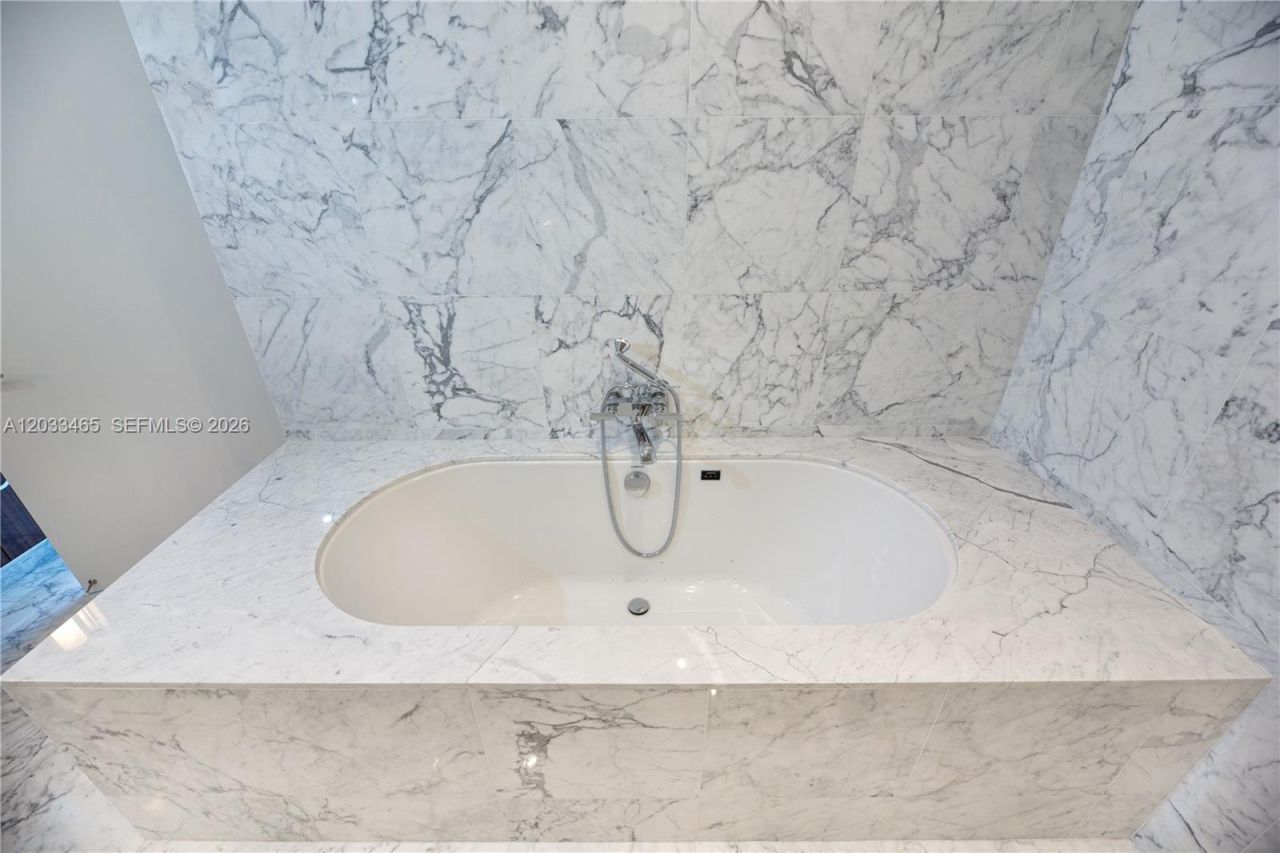 15701 E Collins , Unit 1403, Sunny Isles Beach, FL 33160 Photo