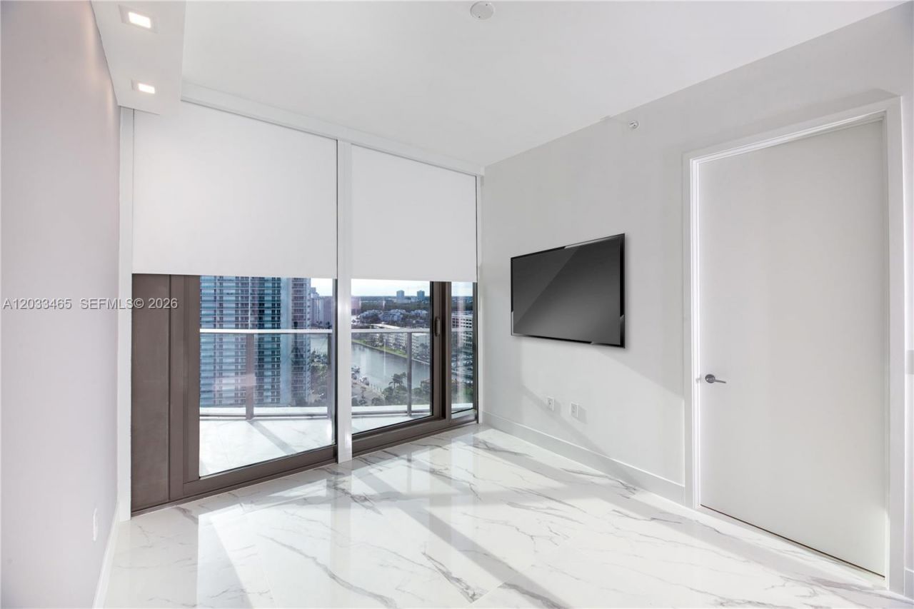 15701 E Collins , Unit 1403, Sunny Isles Beach, FL 33160 Photo
