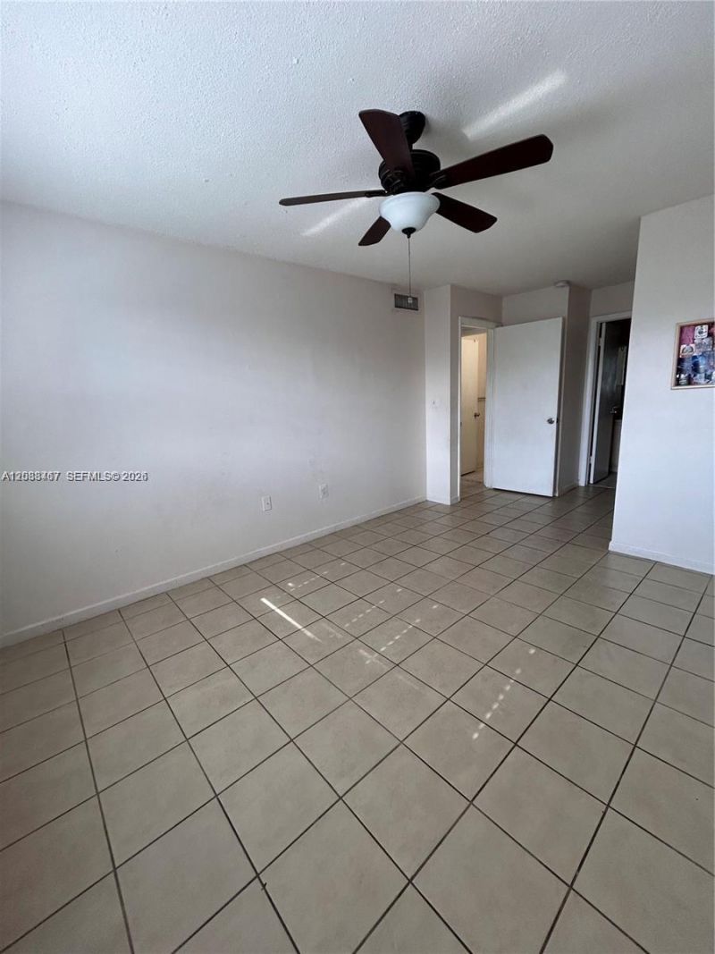 15630 SW 80th St , Unit I-305, Miami, FL 33193 Photo