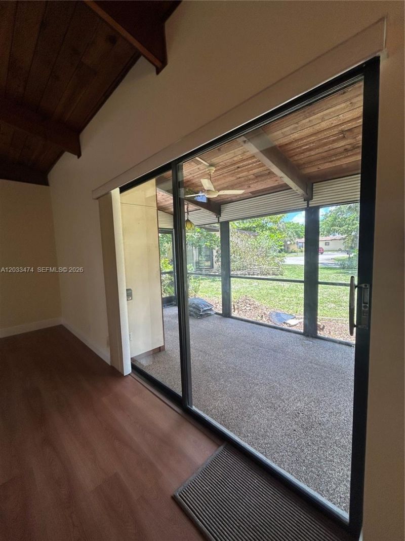 539 Briarwood Cir , Unit 2-57, Hollywood, FL 33024 Photo