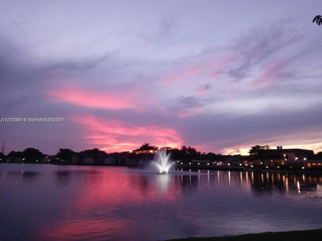 539 Briarwood Cir , Unit 2-57, Hollywood, FL 33024 Photo