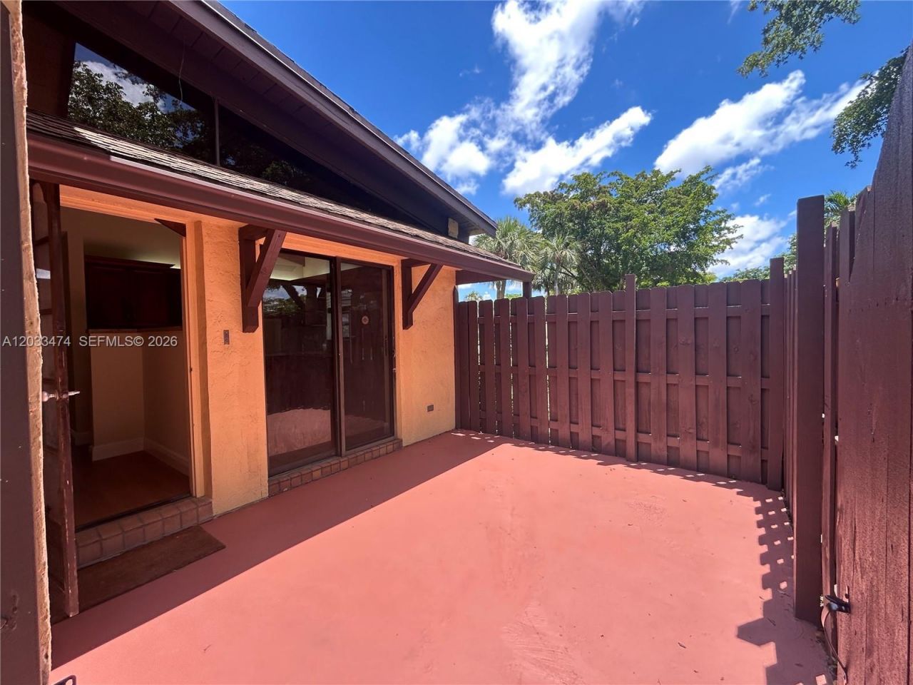 539 Briarwood Cir , Unit 2-57, Hollywood, FL 33024 Photo