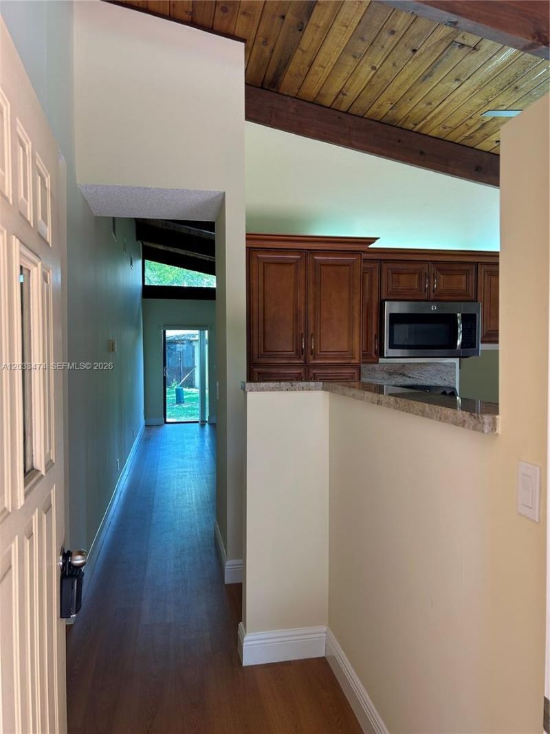 539 Briarwood Cir , Unit 2-57, Hollywood, FL 33024 Photo