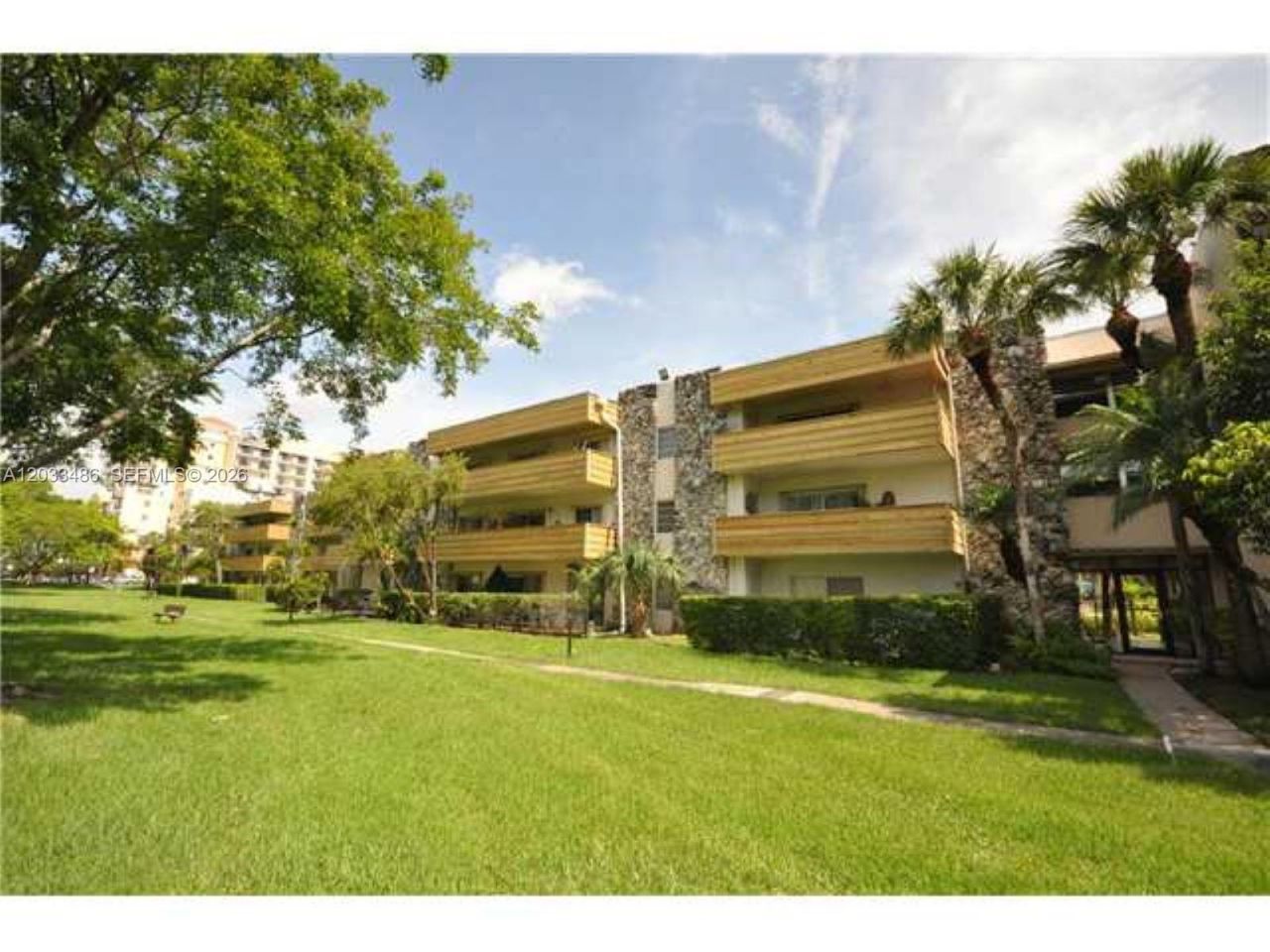 8335 SW 72 Av , Unit 211D, Miami, FL 33143 Photo