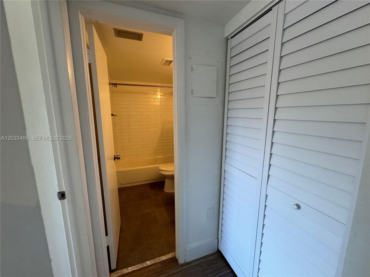 8335 SW 72 Av , Unit 211D, Miami, FL 33143 Photo