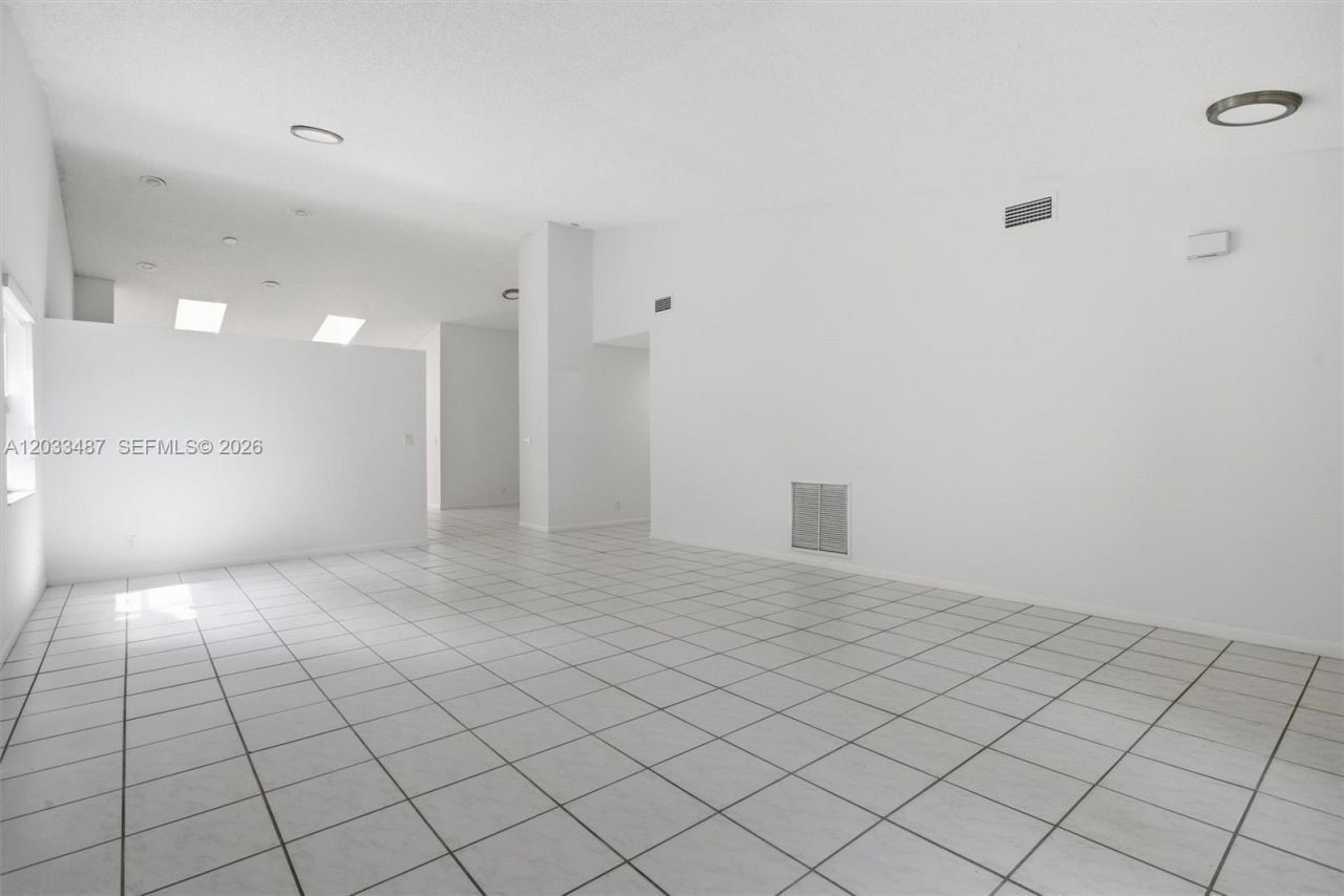 10633 NW 32nd Ct , Coral Springs, FL 33065 Photo