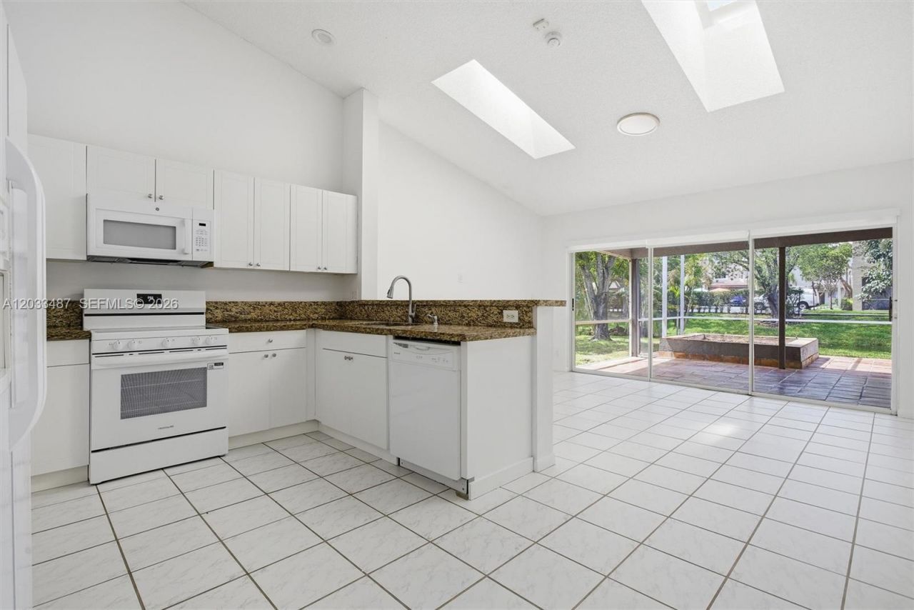 10633 NW 32nd Ct , Coral Springs, FL 33065 Photo