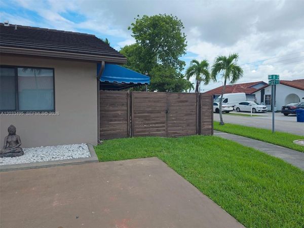 12715 NW 8th Ln , Unit 1, Miami, FL 33182