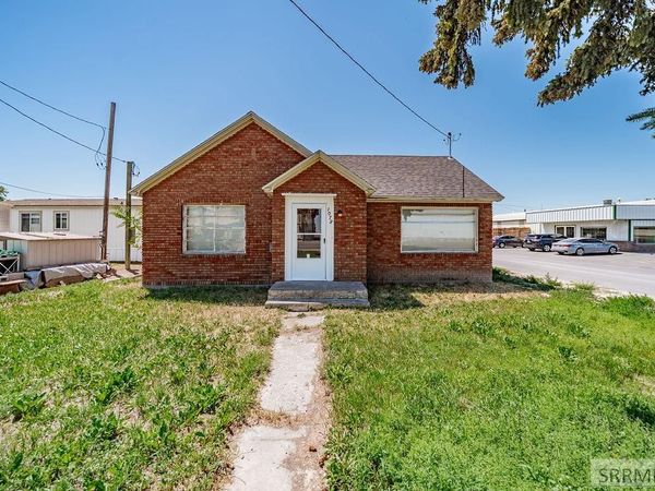 1078 W Bridge Street, BLACKFOOT, ID 83221