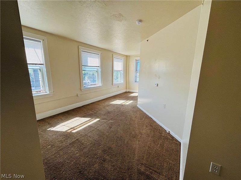 5644 Broadway Avenue, Unit 603, Cleveland, OH 44127 Photo 10