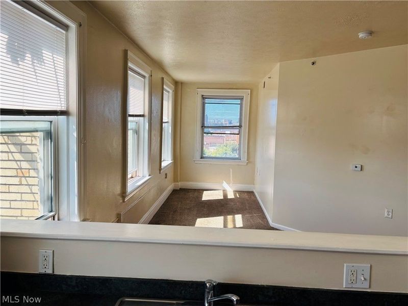 5644 Broadway Avenue, Unit 603, Cleveland, OH 44127 Photo 5
