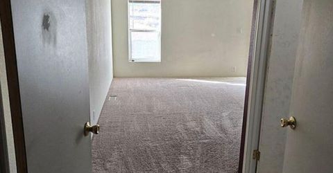 406 W Crowell Field Road, Round Mountain, NV 89045 Photo